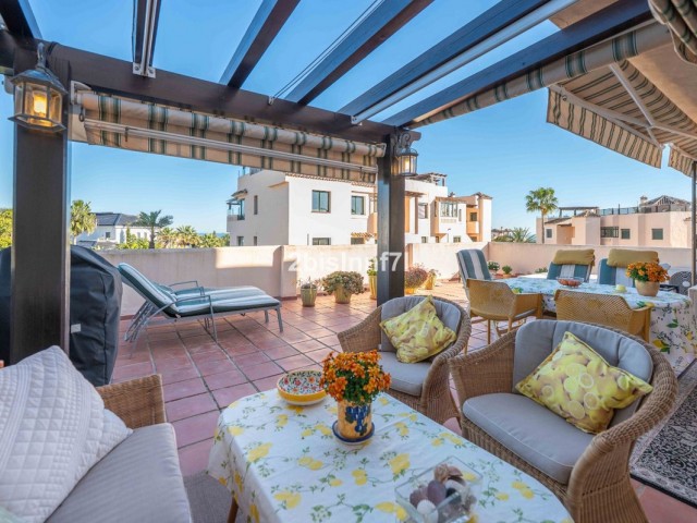 Appartement avec 3 Chambres  à Elviria