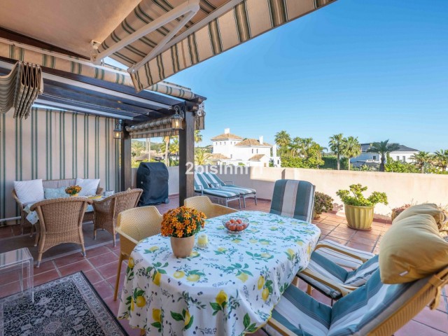 Appartement avec 3 Chambres  à Elviria
