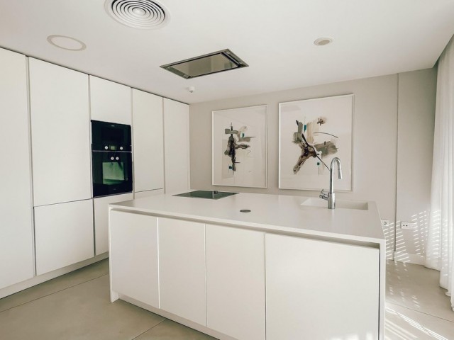 3 Makuuhuoneen Huoneisto Estepona