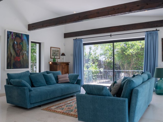 7 Bedrooms Villa in Guadalmina Baja