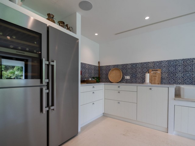 7 Bedrooms Villa in Guadalmina Baja