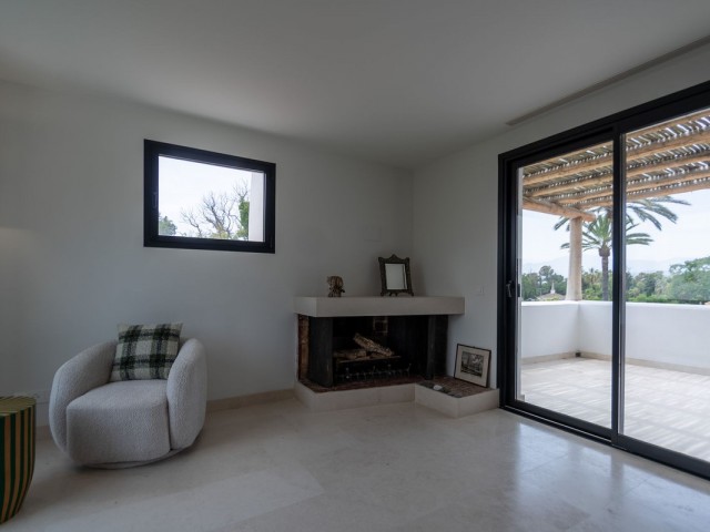 7 Bedrooms Villa in Guadalmina Baja