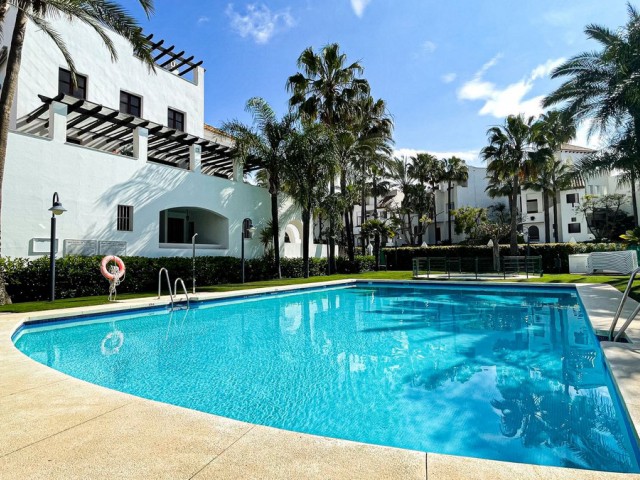 2 Makuuhuoneen Huoneisto Puerto Banús