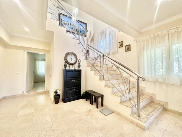 6 Bedrooms Villa in El Rosario