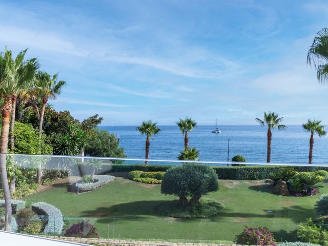 4 Makuuhuoneen Huoneisto Estepona