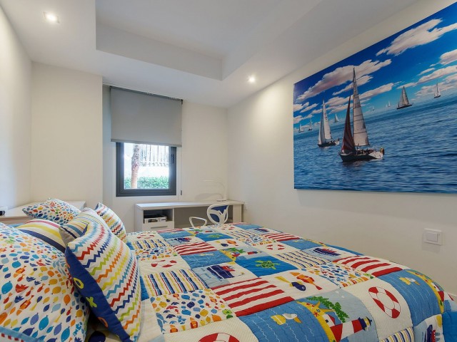 4 Makuuhuoneen Huoneisto Estepona