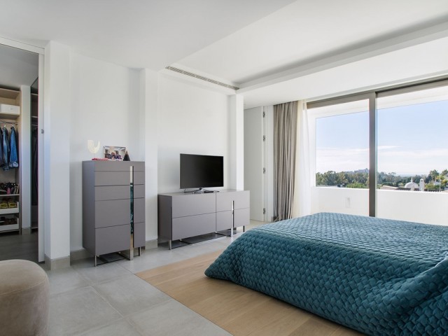 5 Makuuhuoneen Huvila Benahavís