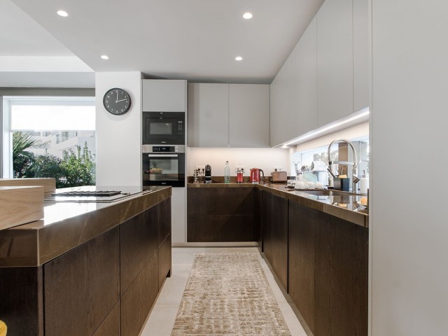 5 Makuuhuoneen Huvila Benahavís