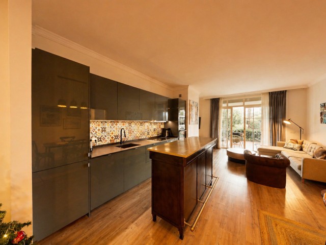3 Bedrooms Apartment in Guadalmina Alta