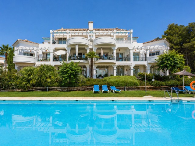 3 Bedrooms Apartment in Guadalmina Alta