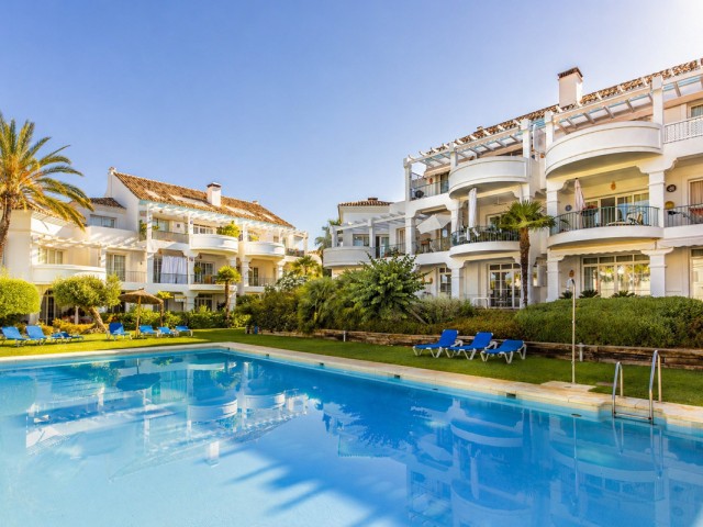 3 Bedrooms Apartment in Guadalmina Alta