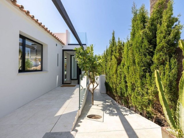 3 Makuuhuoneen Huvila El Faro