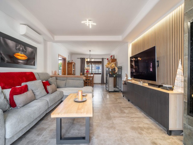 3 Sovrums Villa i Estepona