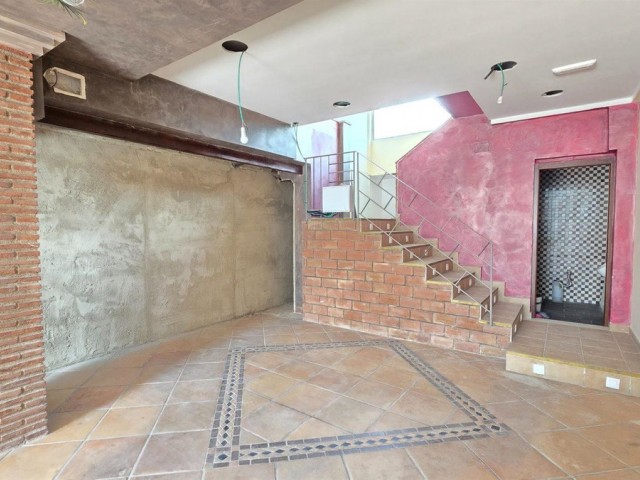 Liikekiinteistö Benalmadena