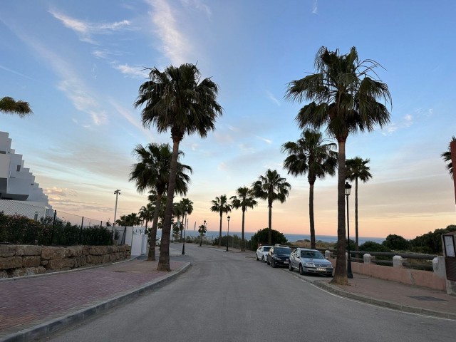 Penthouse avec 3 Chambres  à San Luis de Sabinillas