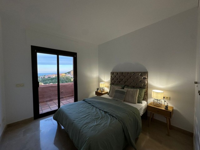 Penthouse avec 3 Chambres  à San Luis de Sabinillas