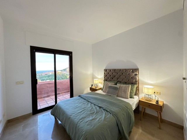 Penthouse avec 3 Chambres  à San Luis de Sabinillas