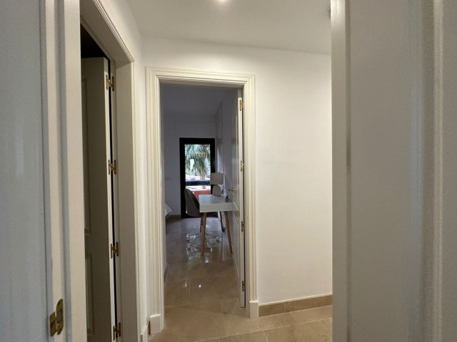 Penthouse avec 3 Chambres  à San Luis de Sabinillas