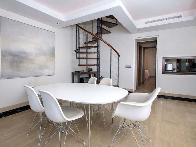 4 Makuuhuoneen Huoneisto Estepona