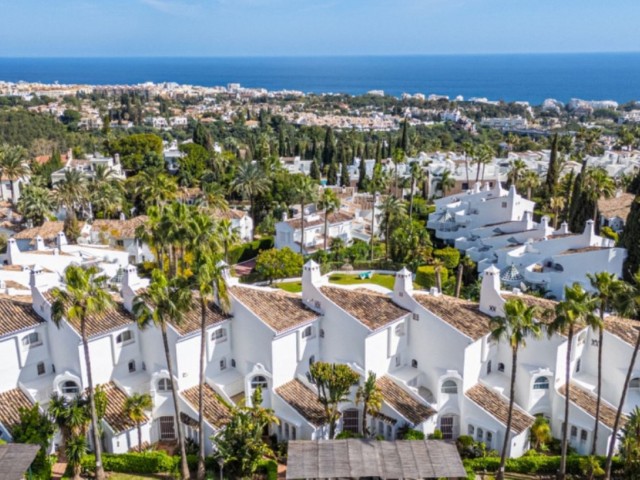 3 Bedrooms Villa in Marbella