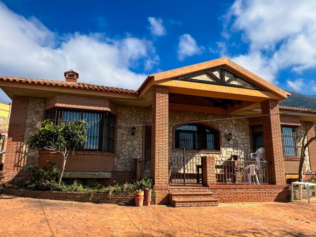 Huvila, Valtocado, R5354314