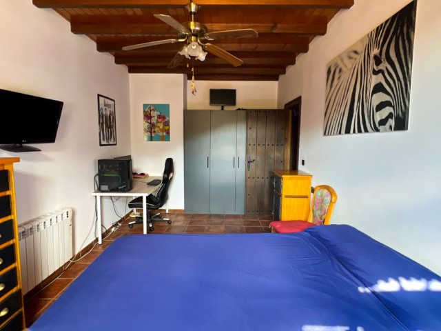 5 Makuuhuoneen Huvila Valtocado