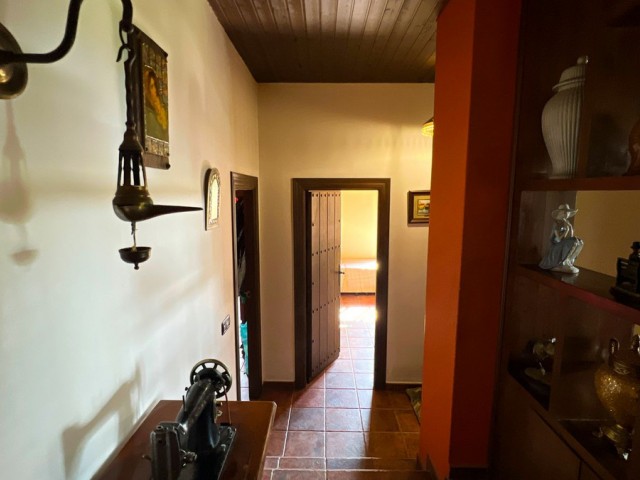 5 Makuuhuoneen Huvila Valtocado