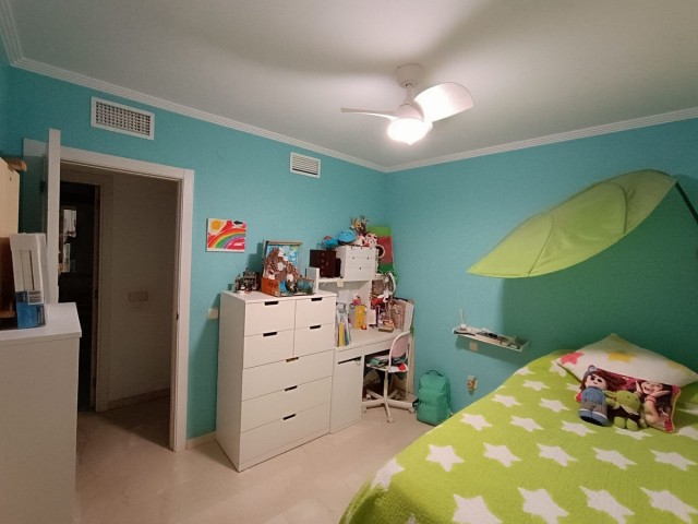 3 Makuuhuoneen Huoneisto Estepona