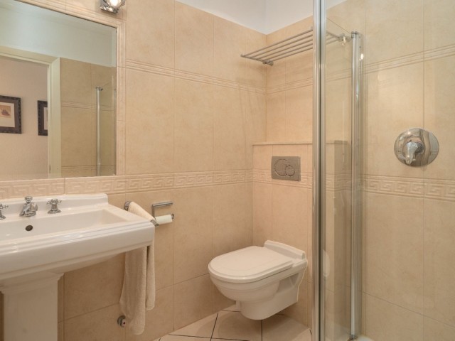 2 Slaapkamer Rijtjeshuis in Estepona