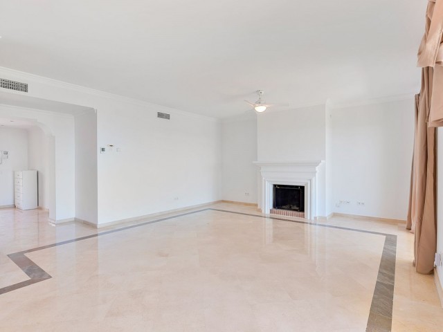 3 Makuuhuoneen Rivitalo Atalaya