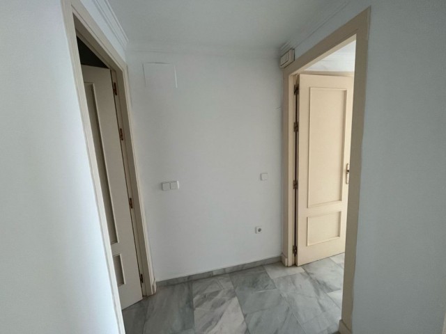 2 Sovrums Lägenhet i Marbella