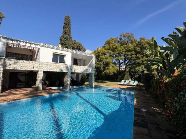 4 Makuuhuoneen Huvila Marbella