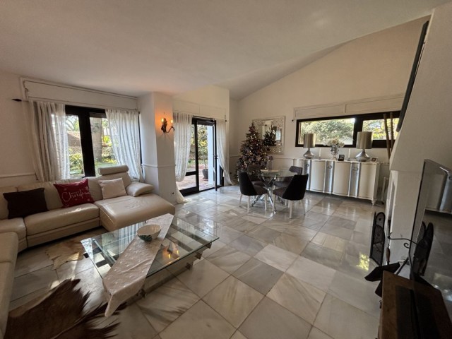 4 Makuuhuoneen Huvila Marbella