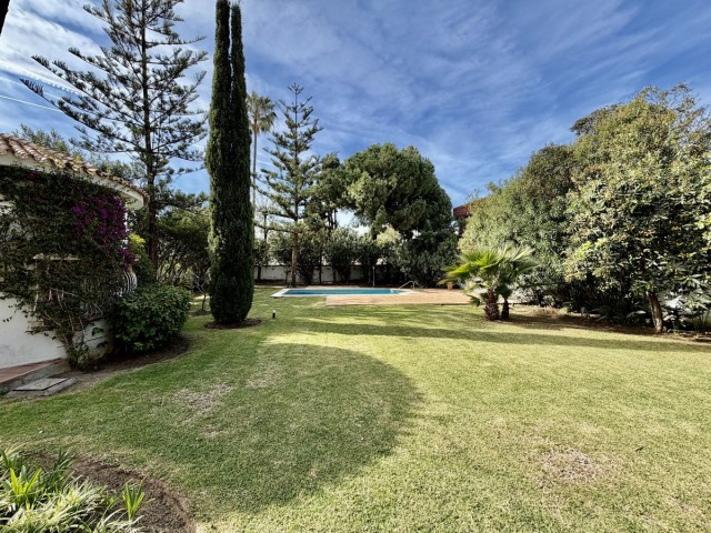 5 Makuuhuoneen Huvila San Pedro de Alcántara