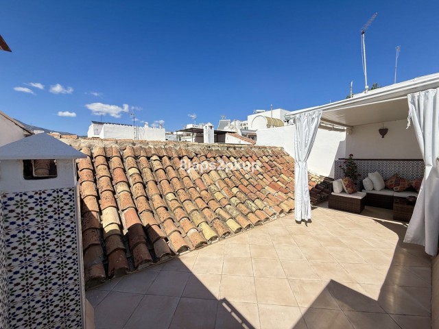 Maison mitoyenne avec 2 Chambres  à Estepona