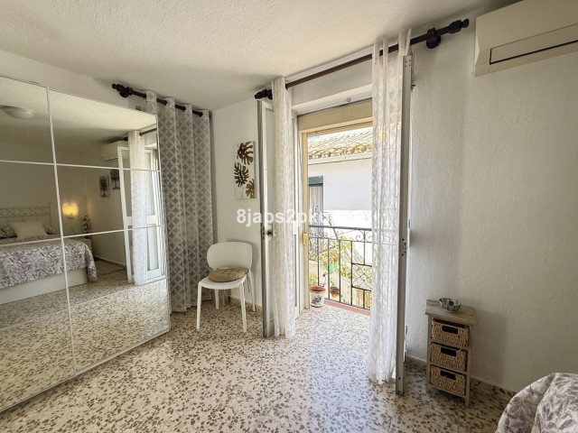 Maison mitoyenne avec 2 Chambres  à Estepona