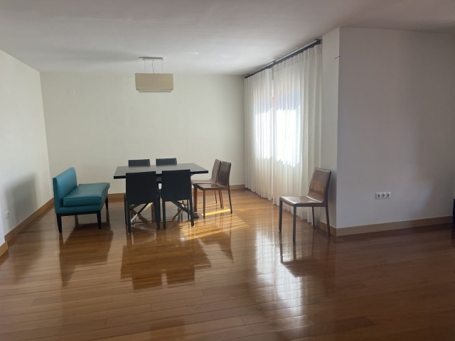 3 Makuuhuoneen Huoneisto Estepona