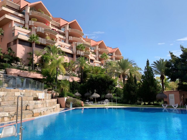 2 Schlafzimmer Apartment in Nueva Andalucía