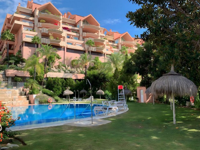 2 Schlafzimmer Apartment in Nueva Andalucía