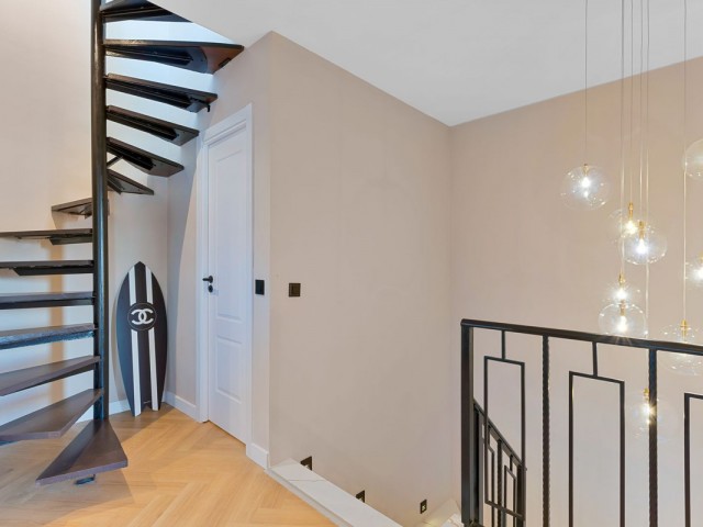 Adosado con 4 Dormitorios  en Guadalmina Baja