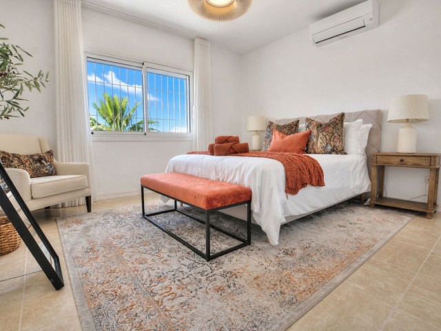 5 Bedrooms Villa in Torrenueva