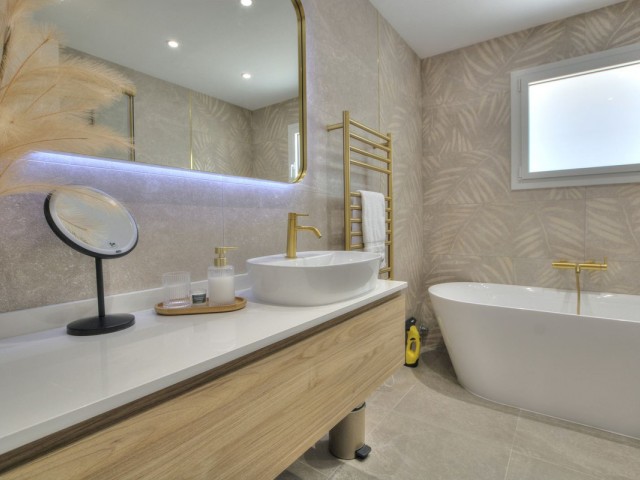 5 Bedrooms Villa in Torrenueva