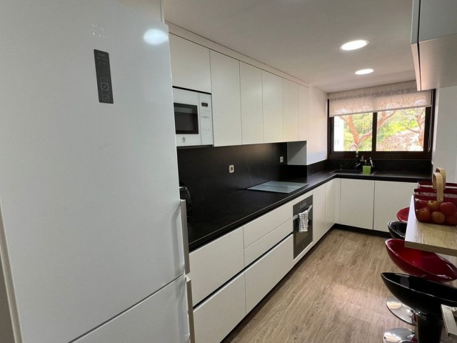 3 Makuuhuoneen Huoneisto Estepona