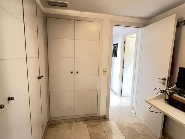 3 Makuuhuoneen Huoneisto Estepona