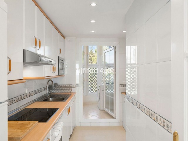 Appartement avec 2 Chambres  à Nueva Andalucía