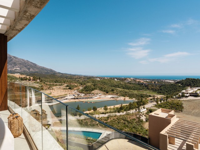 3 Bedrooms Apartment in Benahavís