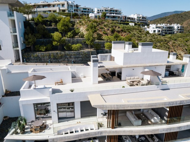 3 Bedrooms Apartment in Benahavís