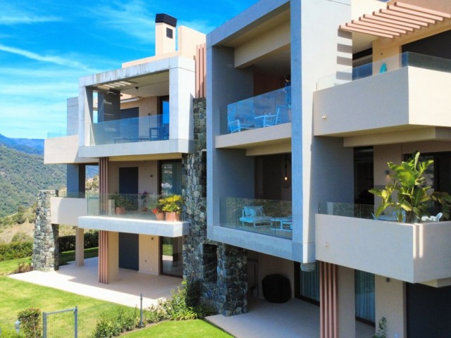 2 Makuuhuoneen Huoneisto Benahavís