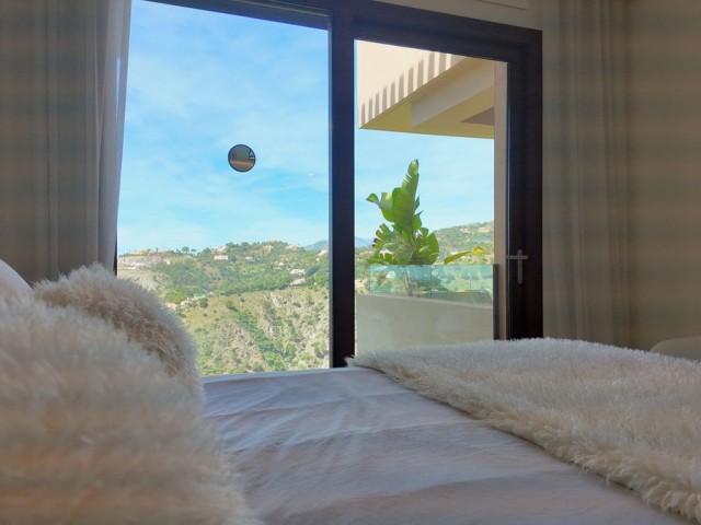 2 Makuuhuoneen Huoneisto Benahavís