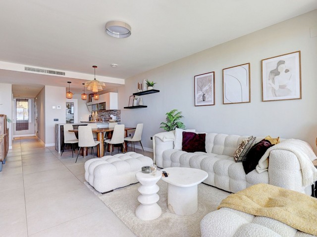 Apartamento con 3 Dormitorios  en Benalmadena
